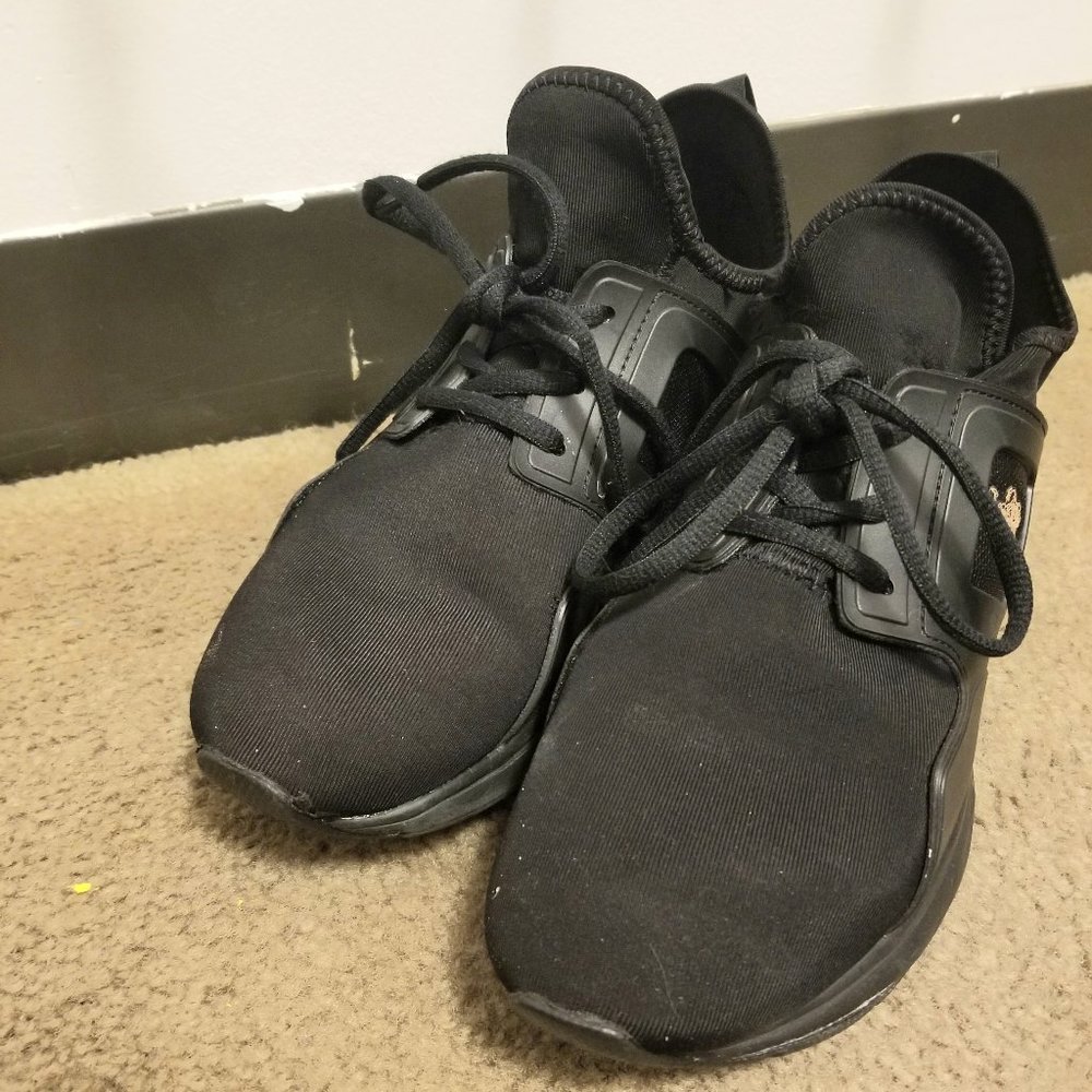 U.S. polo Assn black size 8 shoes